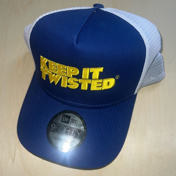 Twisted Tea Keep It Twisted Adjustable Hat - Picture 1 of 3